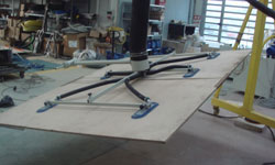 mobile-jib-crane-and-vacuum-systems-for-plank