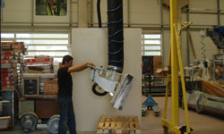 marble-lifting-with-vacuum-hose-lifter-systems