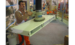 vacuum-lifting-systems-for-metal-plate