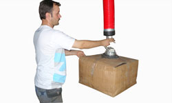 vacuum-hose-lifter-with-box-lifting