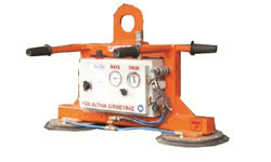 Vacuum-lifting-device-for-glass