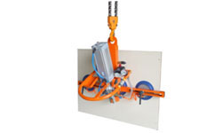 Oval-vacuum-cups-and-vacuum-lifter
