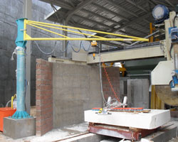 Marble slab lifting machine